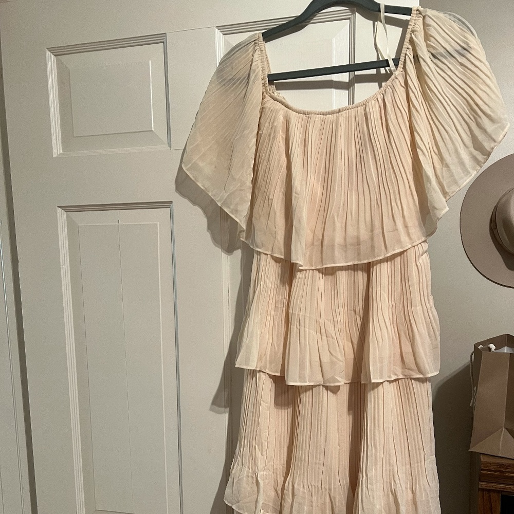 Vici strapless cream dress